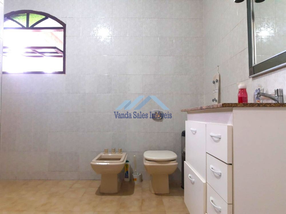 Casa para Venda -  - Vila São Luís - RJ